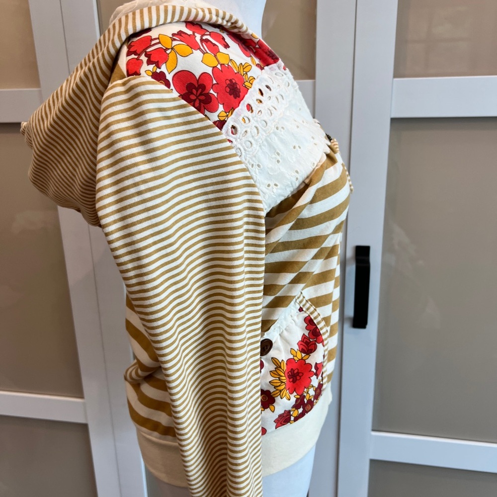 Scrapbook Striped Hoodie with Floral Accents - Picture 4 of 9